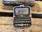 Socket wrench set and combination wrench set 11