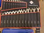 Socket wrench set and combination wrench set 6