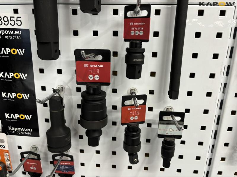 Sockets for socket wrenches. 7