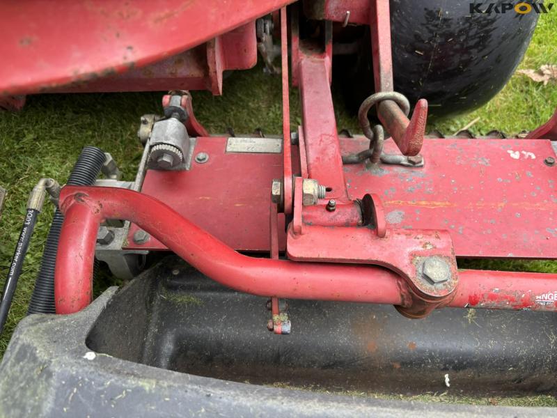 TORO Greensmaster 32 cylinder mower 14