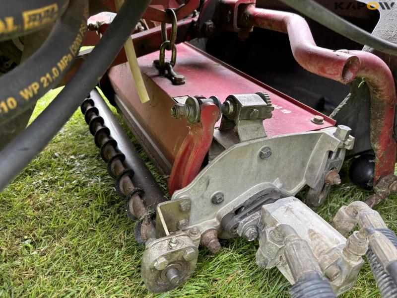 TORO Greensmaster 32 cylinder mower 27