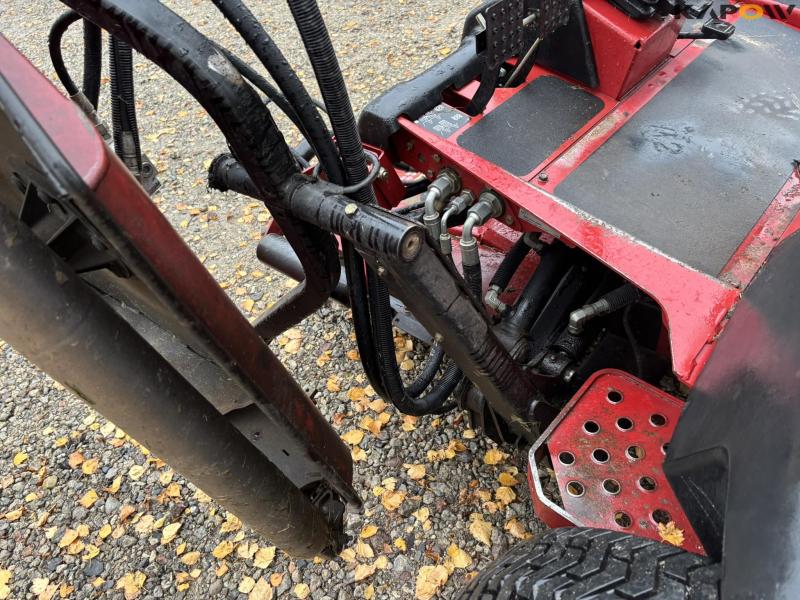 TORO Groundsmaster 4700D rotary mower 38