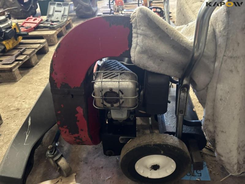 Toro leaf blower 21