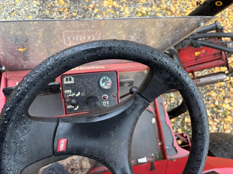 TORO Reelmaster 6500D cylinder mower 41