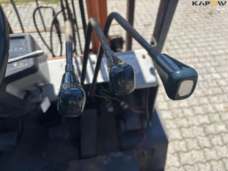 Toyota 02-5 FD25 forklift 49