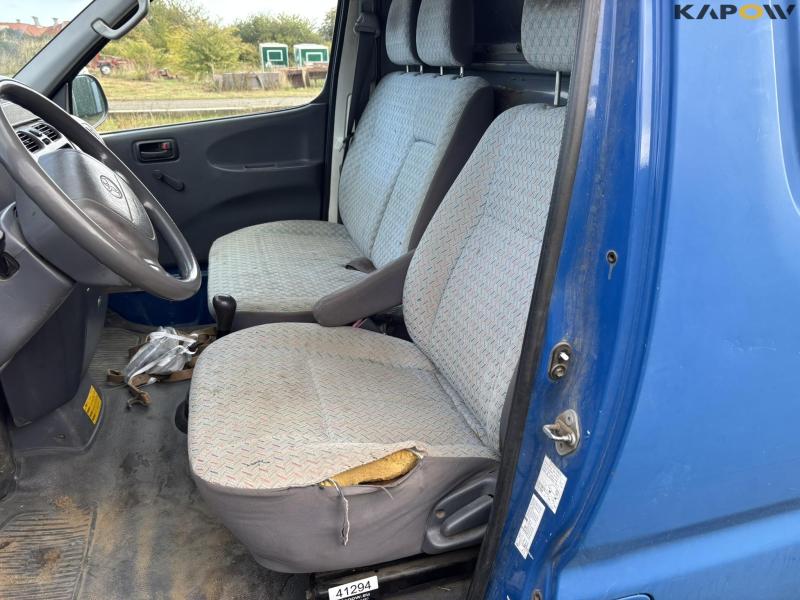 Toyota HIACE 2.5 panel van 55