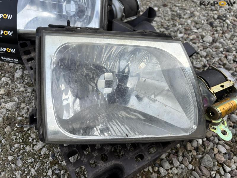 Toyota Hilux lights and seat belts 4