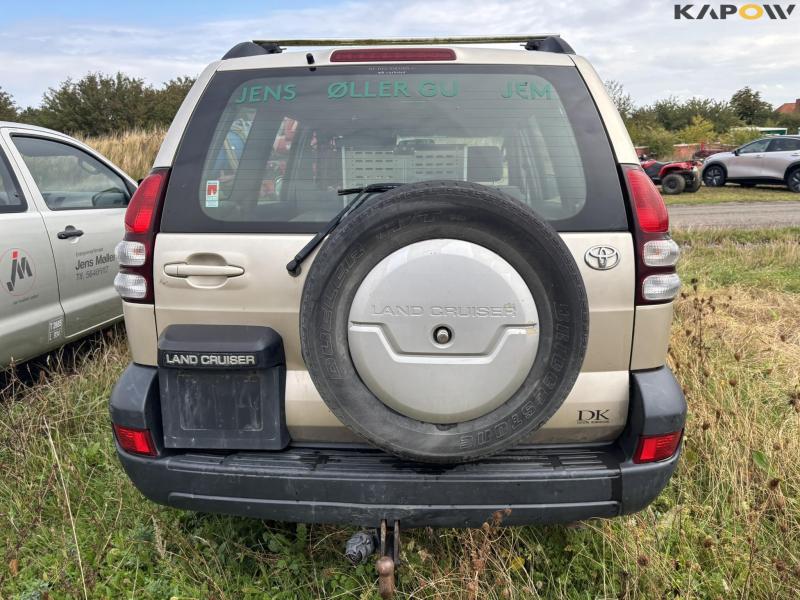 Toyota Land Cruiser 3.0 D-4D van 6