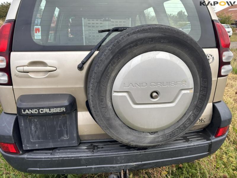 Toyota Land Cruiser 3.0 D-4D van 32