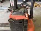 Toyota SWE080L electric stacker 23