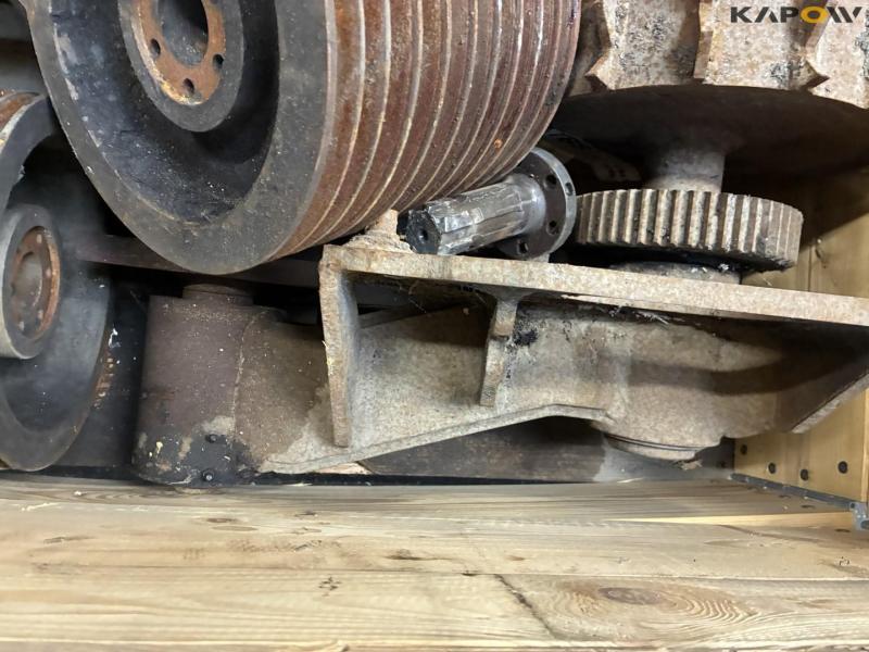TP feed rollers/ Pulleys/ Pumps 21