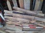 Wood and miscellaneous - empty the shelf 15