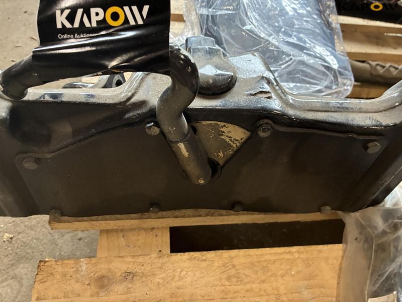 Towbar, Mirrors, Armrests and running boards 5