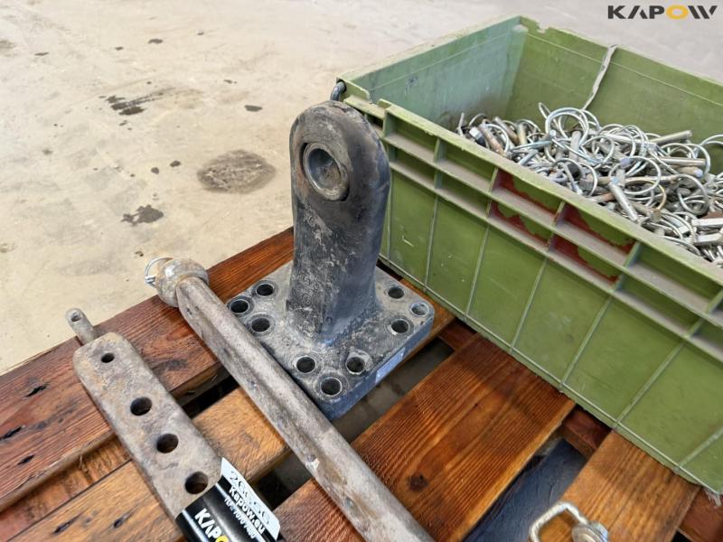 Drawbar and split ring 12