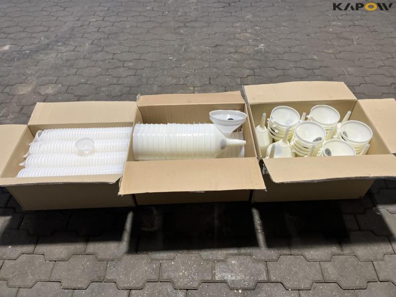 Funnels in 3 different sizes - New 6