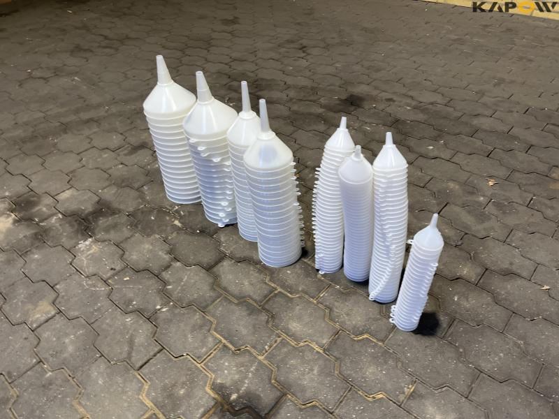 Funnels in different sizes - New 9