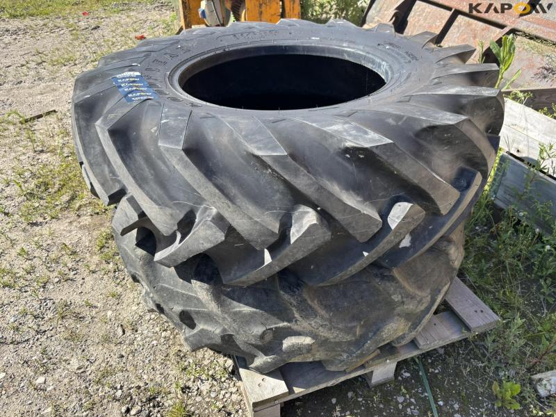 Tractor tires 15.5/80-24 + 14.9-24 1