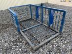 Transport box for skid steer loader with Terex hitch 1