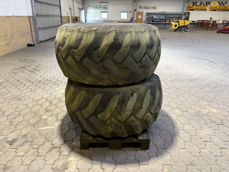 Trelleborg 600/55-26.5 complete wheels 4