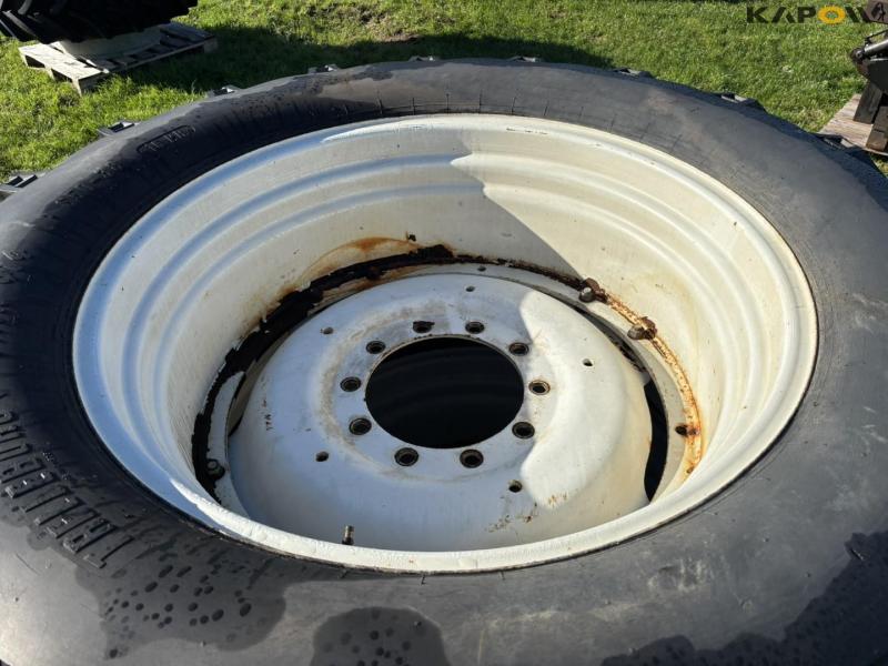 Trelleborg 650-38 wheels 11
