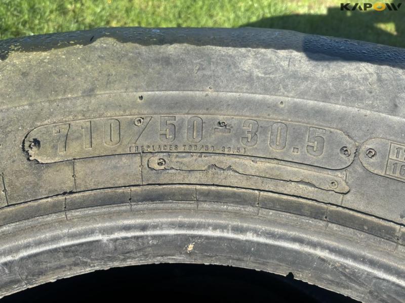 Trelleborg Twin 423 710/50-30.5 tires 6