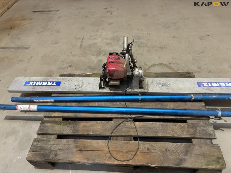 Tremix concrete vibrator 15