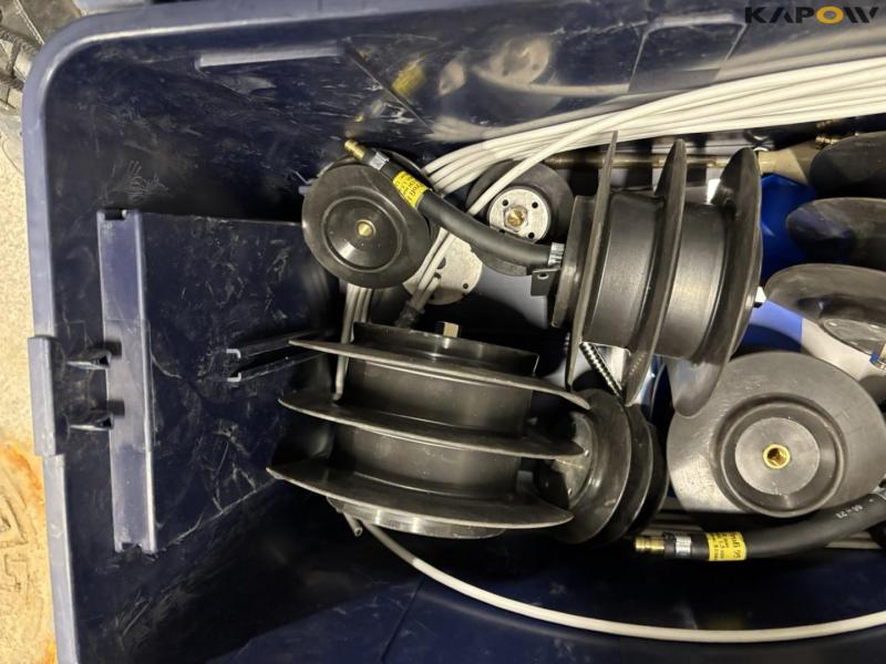 Compressed air pipe plugs 4