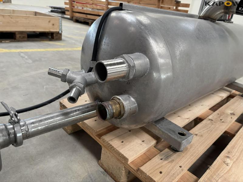 Pressure tank 150 liters with pump 9