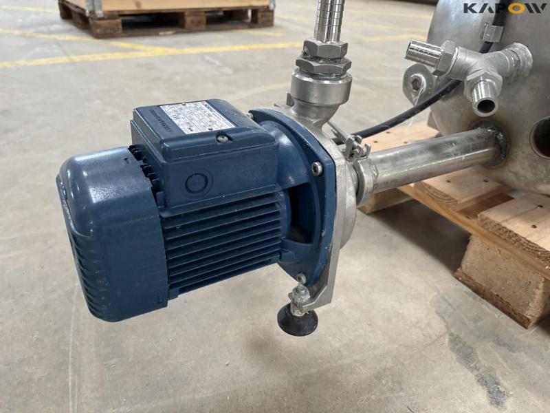 Pressure tank 150 liters with pump 11