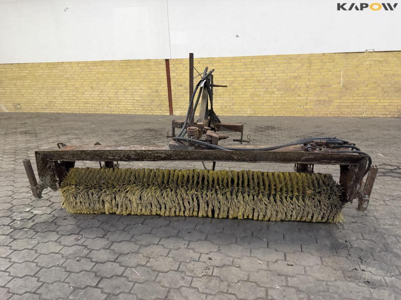 Tuchel sweeps broom with three points 2