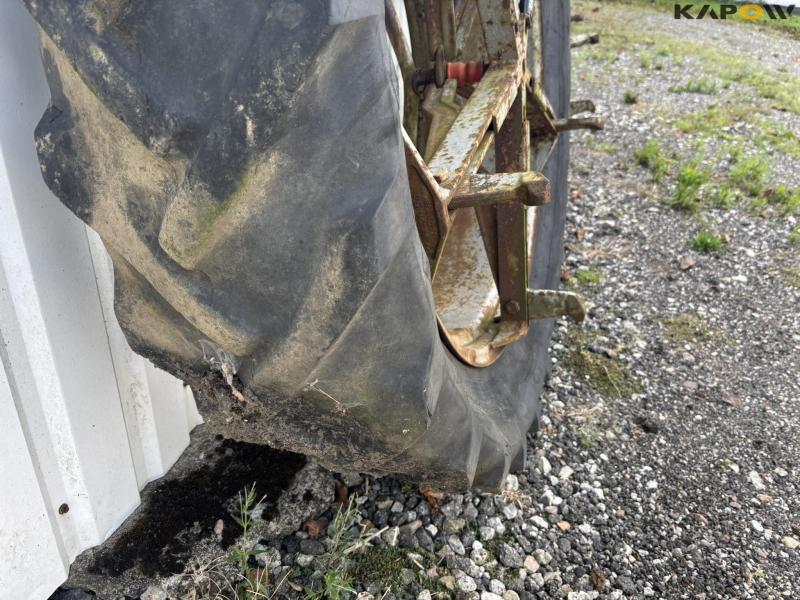 Twin wheels 13.6/12-38 11