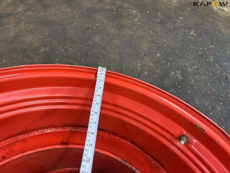Twin wheel rims with a deformed inner ring 16