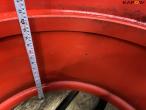 Twin wheel rims with a deformed inner ring 20
