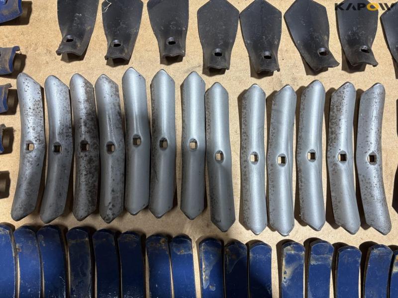 Unused tips for harrow tines 12