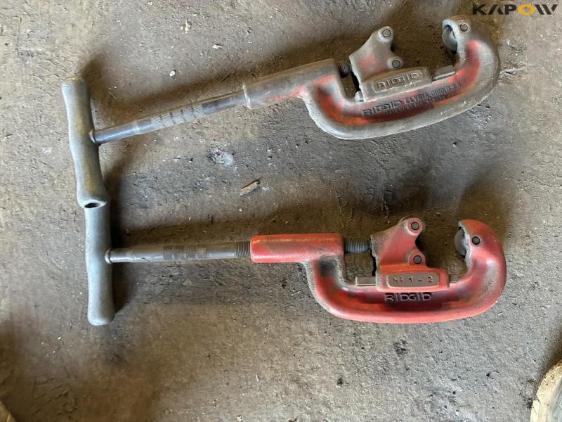 Pipe and thread cutting equipment 13