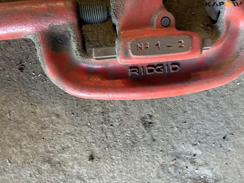 Pipe and thread cutting equipment 14