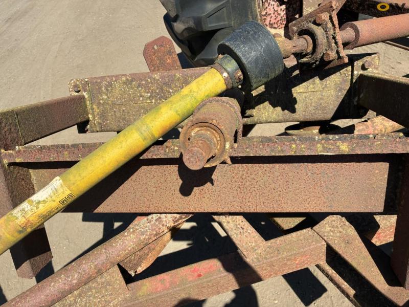 Undercarriage from lime spreader 14
