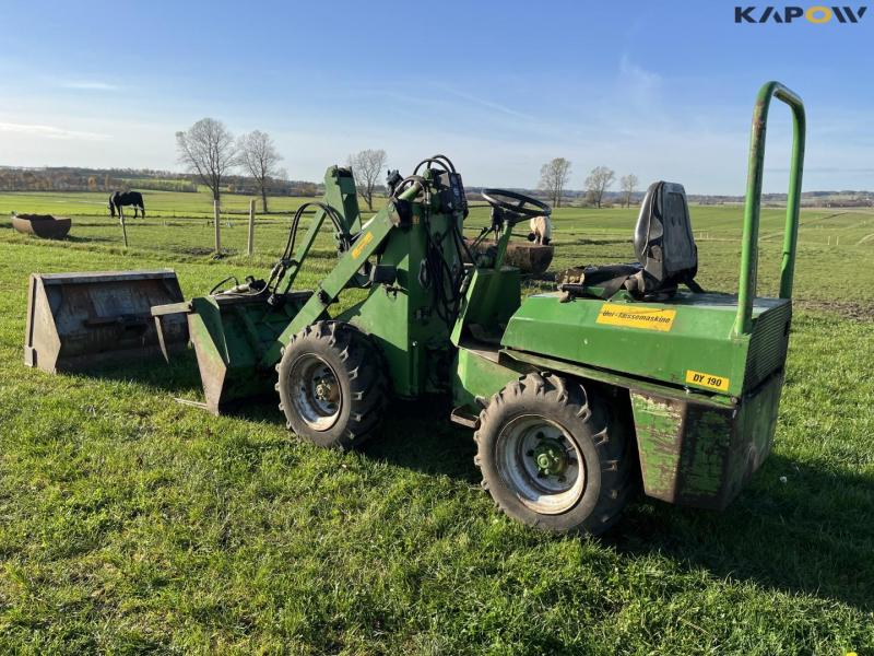 Uni-Loader DY 190 mini loader 8