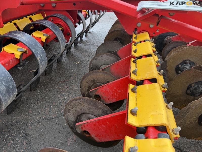 Väderstad Rapid 300C super XL seed drill 21