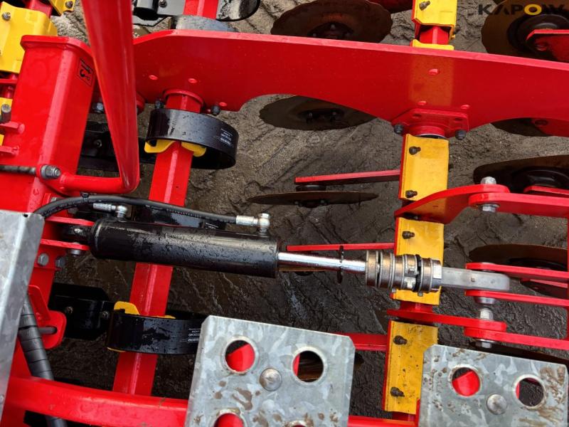 Väderstad Rapid 400 seed drill 30