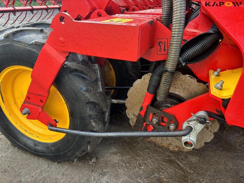 Väderstad Rapid 400 seed drill 51