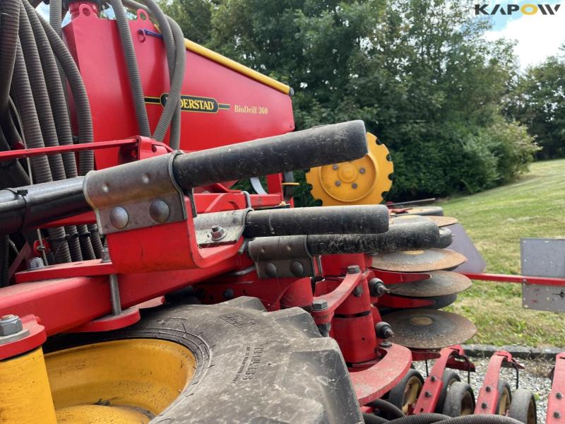 Väderstad Spirit 400 C seeder 11