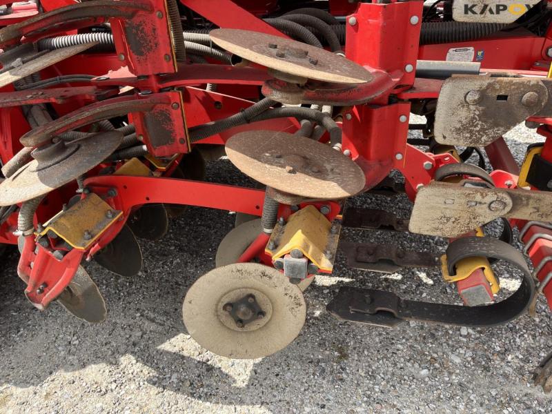 Väderstad Spirit 400 C seeder 26