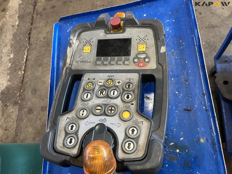 Vögele Super 1300-3i paver 37