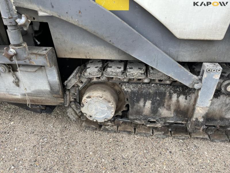 Vögele Super 800 asphalt paver 17