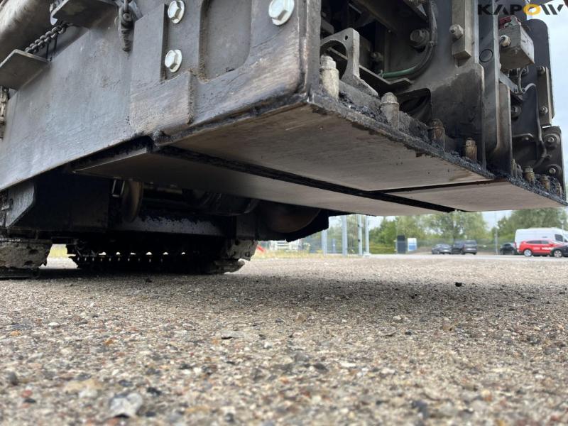 Vögele Super 800 asphalt paver 30