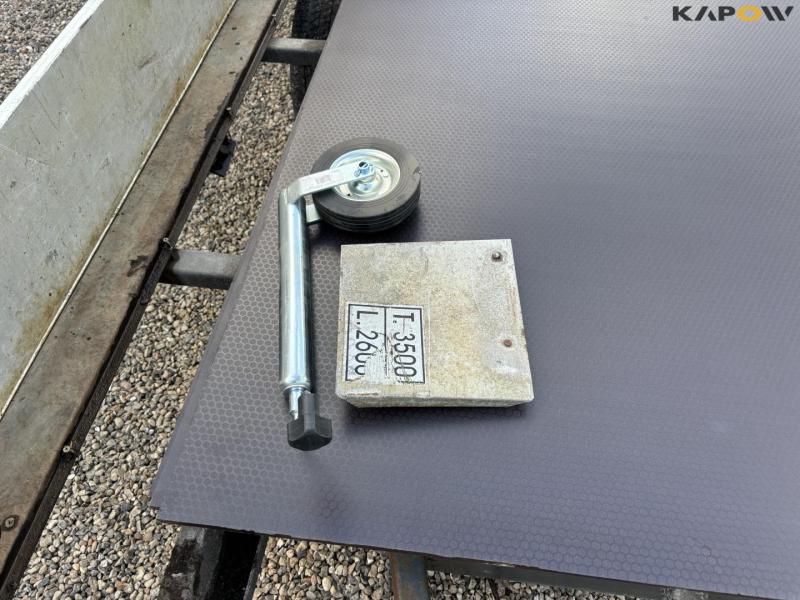 VA trailer - Without registration certificate 23