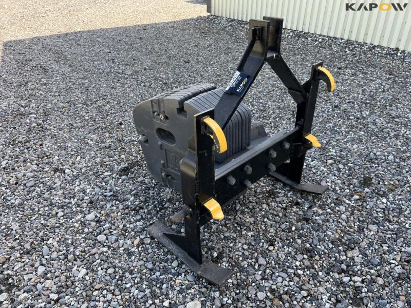 Weight block for SMS hitch 7