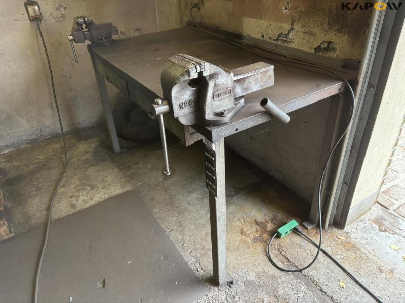 Workshop/welding table 4