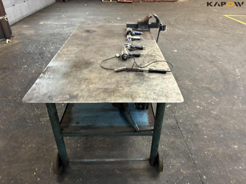 Iron workshop table with tools 4